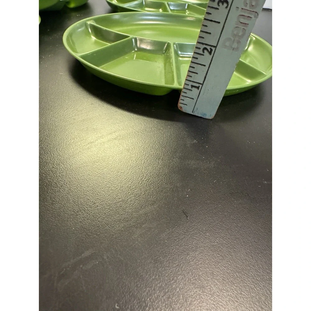 Vintage '70s Green Divided 9-inch Enamel Plates, Set of 6. Sushi, snacks, fondue